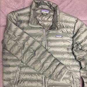 Black Patagonia down sweater jacket
